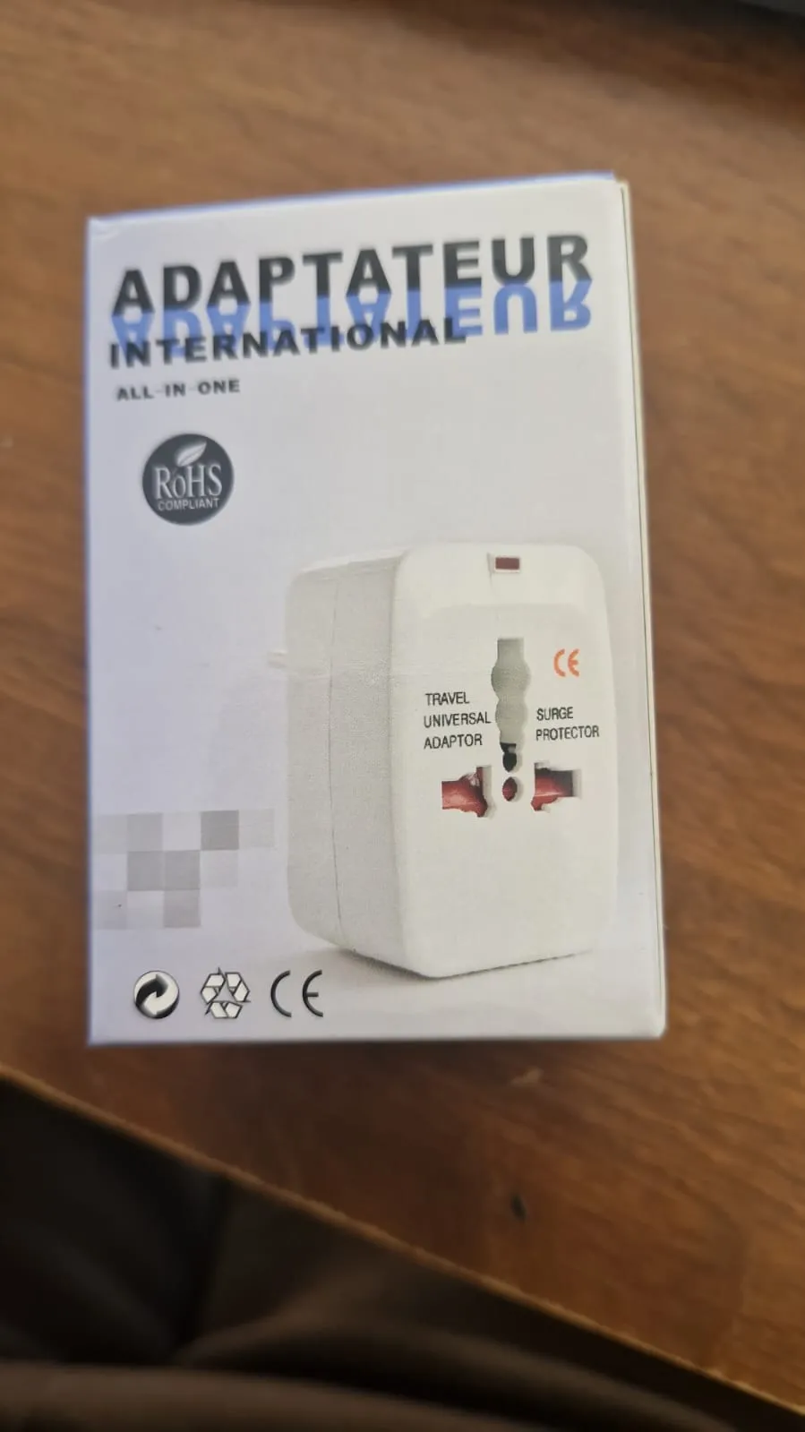 Adaptador Enchufe Universal Viajes sin usb